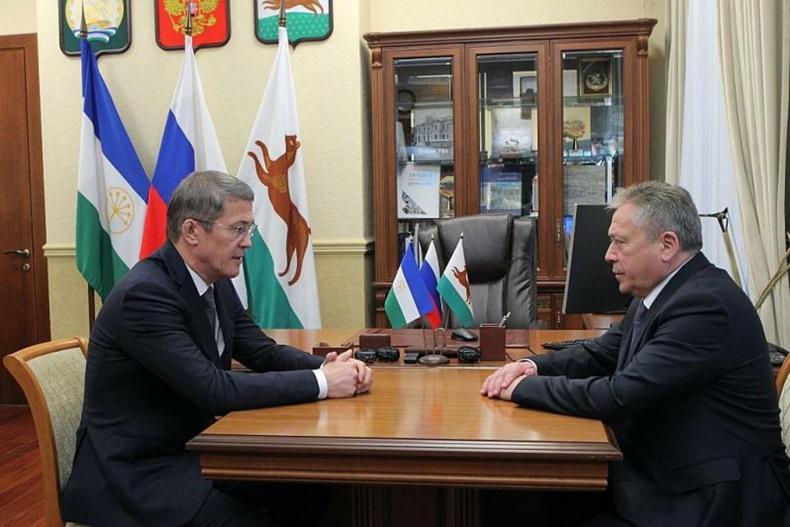 Олег Яровиков