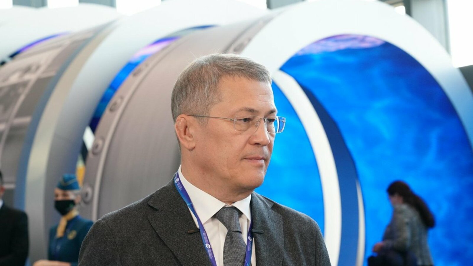 Олег Яровиков