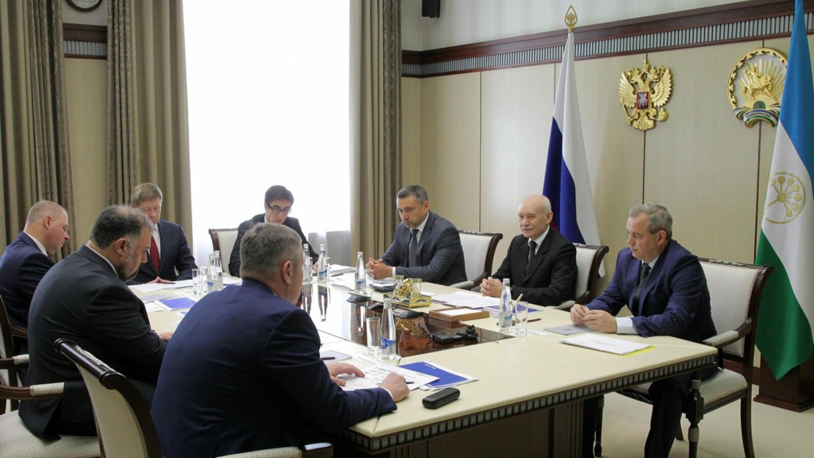 Олег Яровиков