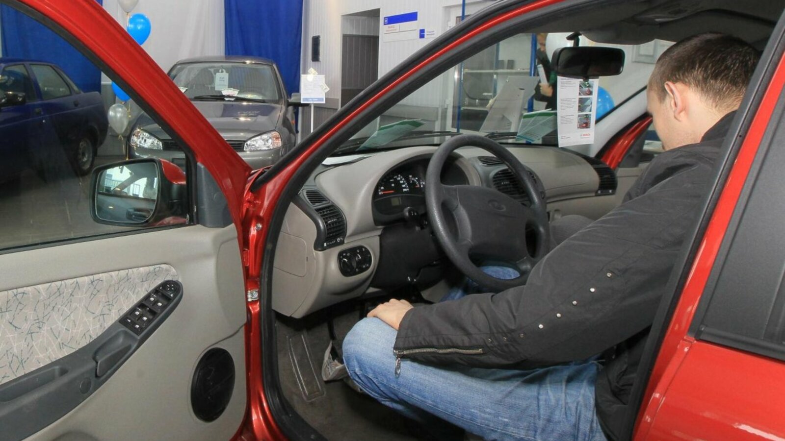 Андрей Старостин