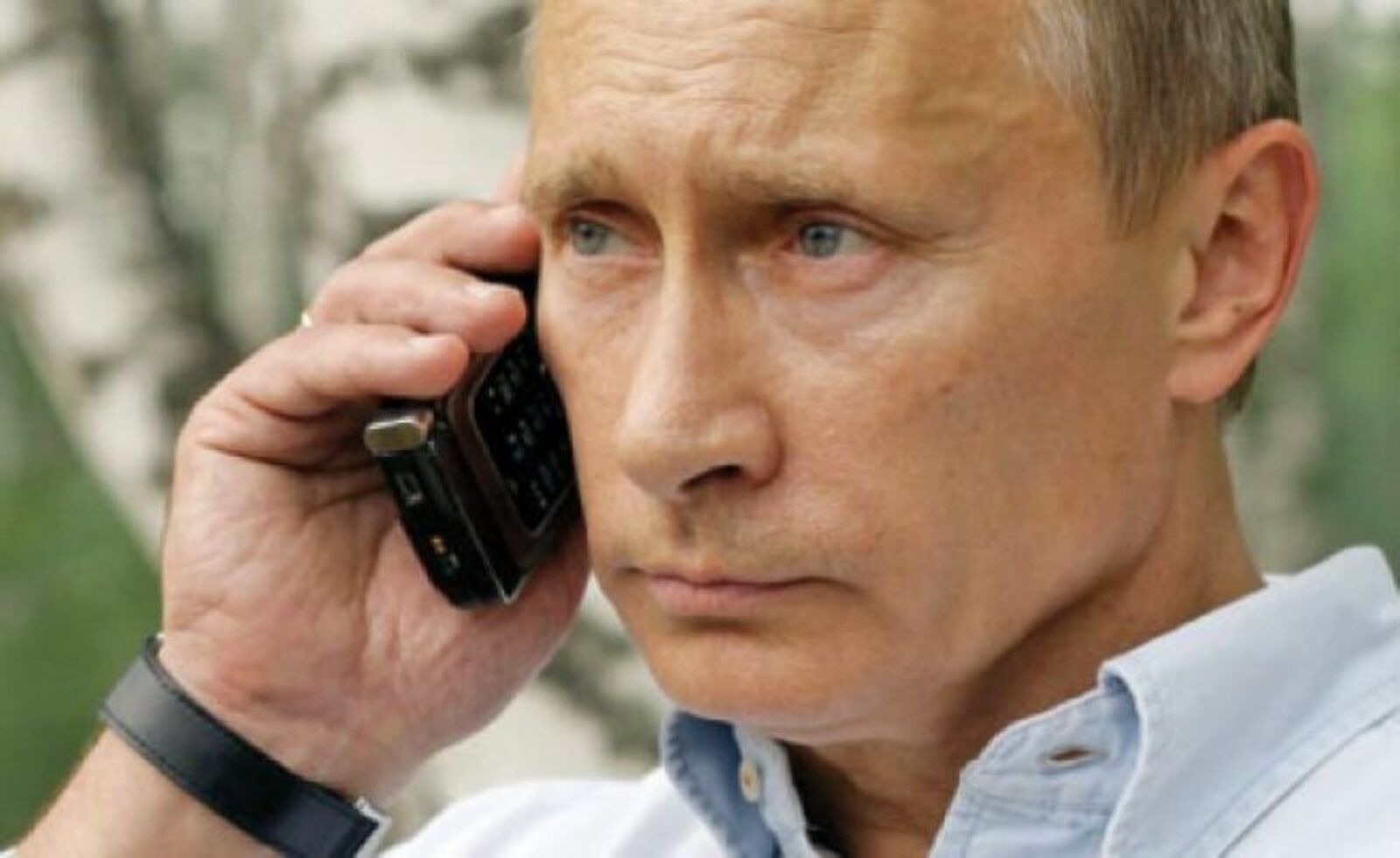 Путинның да телефоны булган...