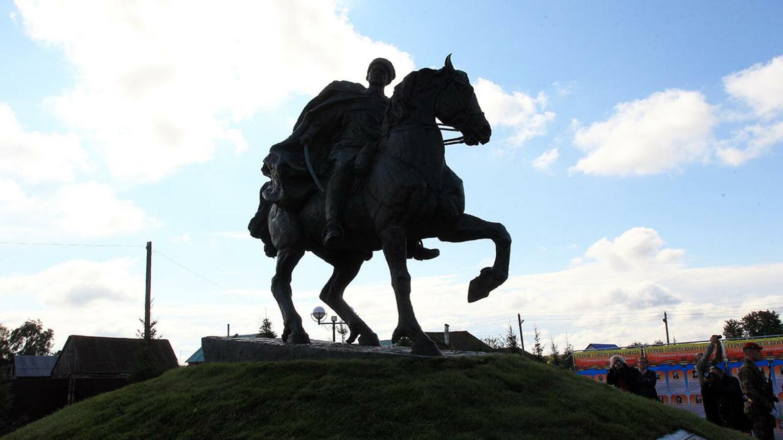 Олег Яровиков