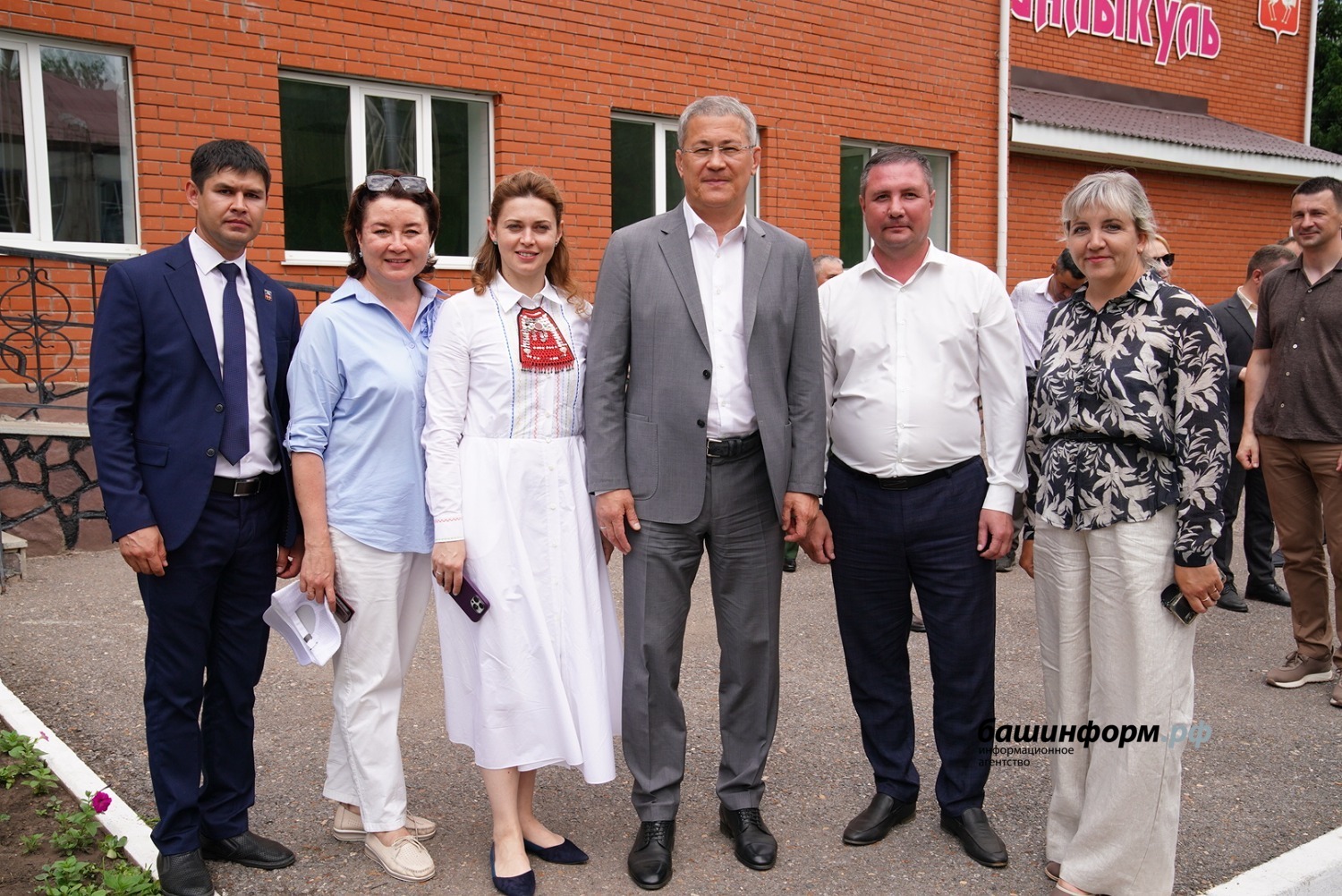 Олег Яровиков