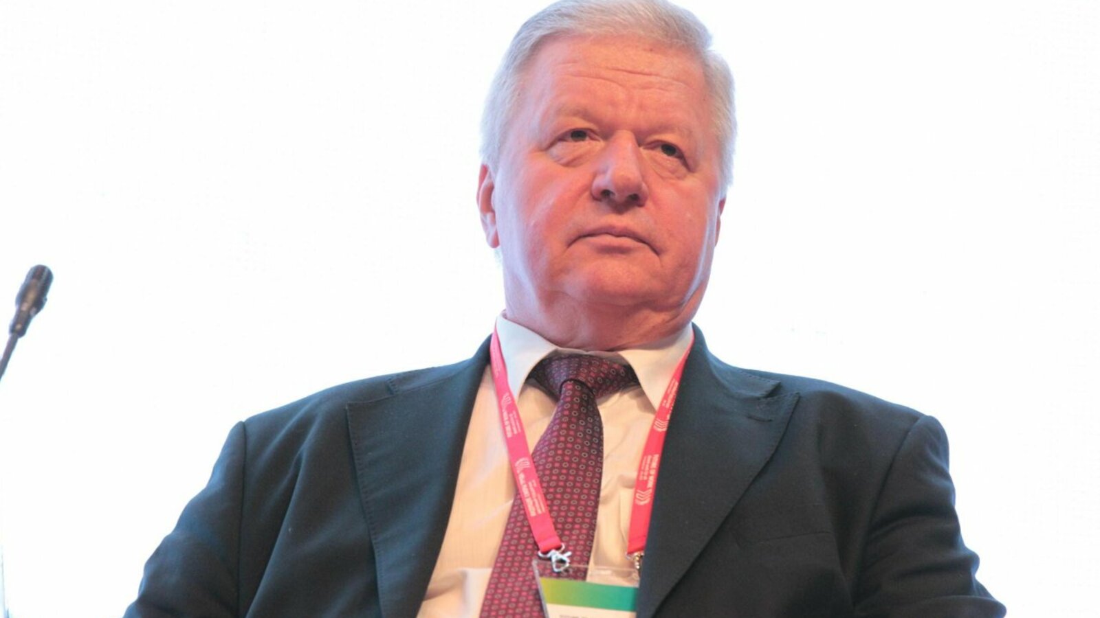 Олег Яровиков