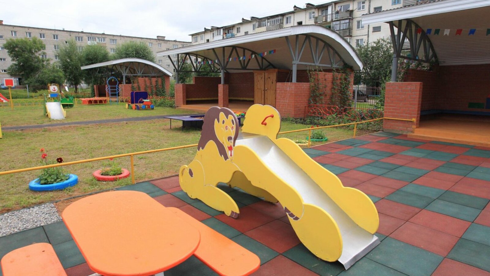 Олег Яровиков