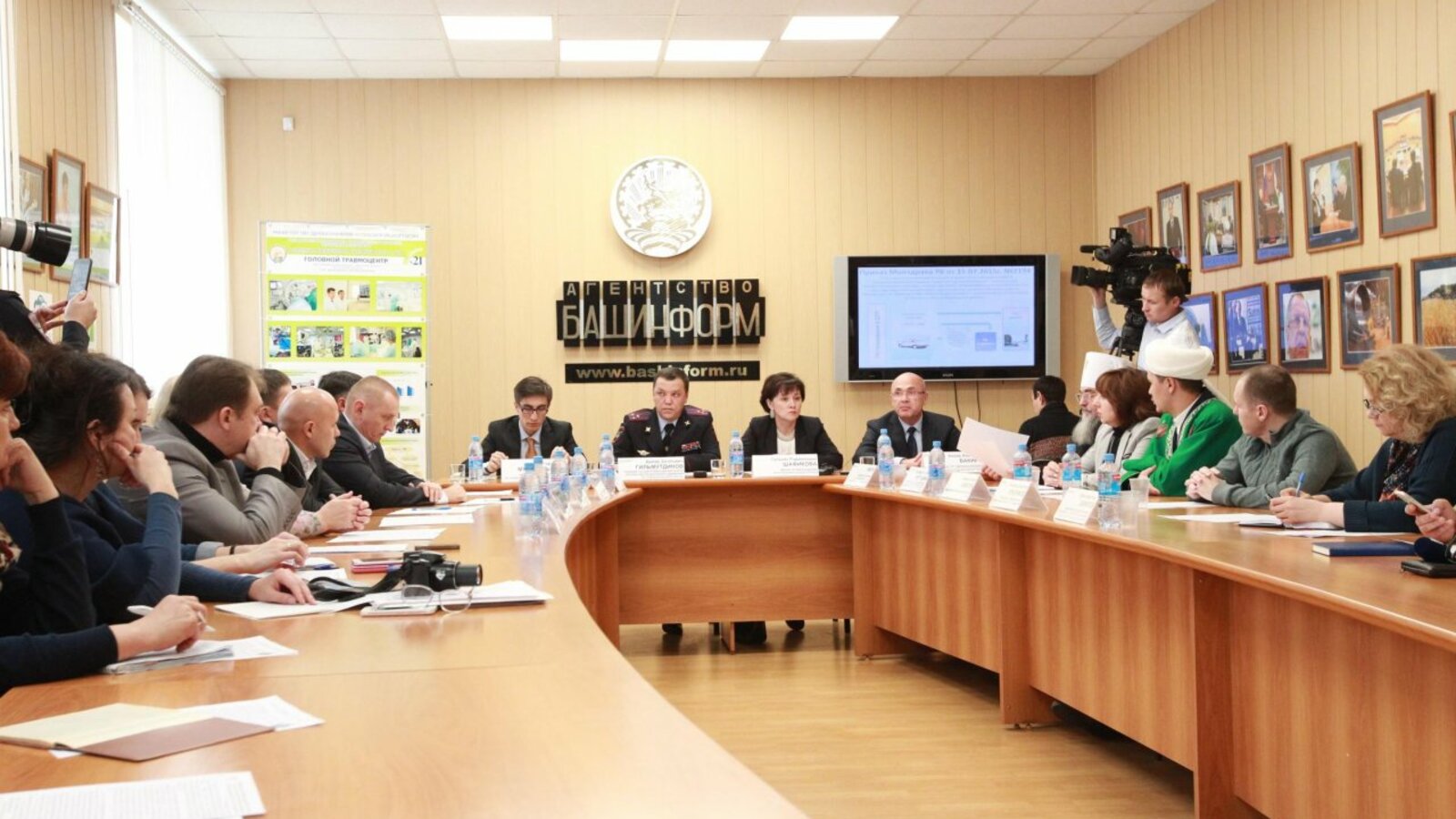 Олег Яровиков