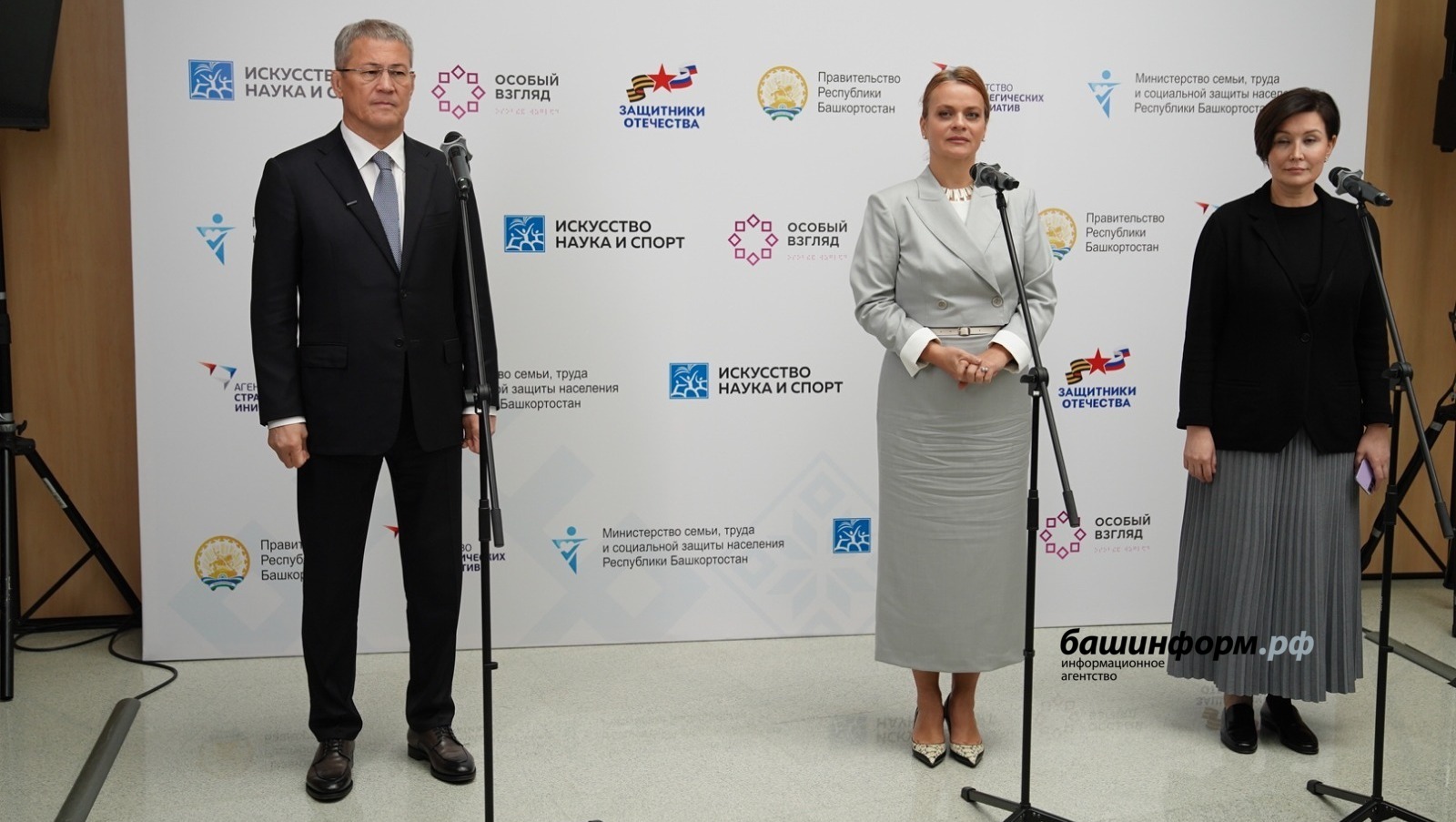 Олег Яровиков