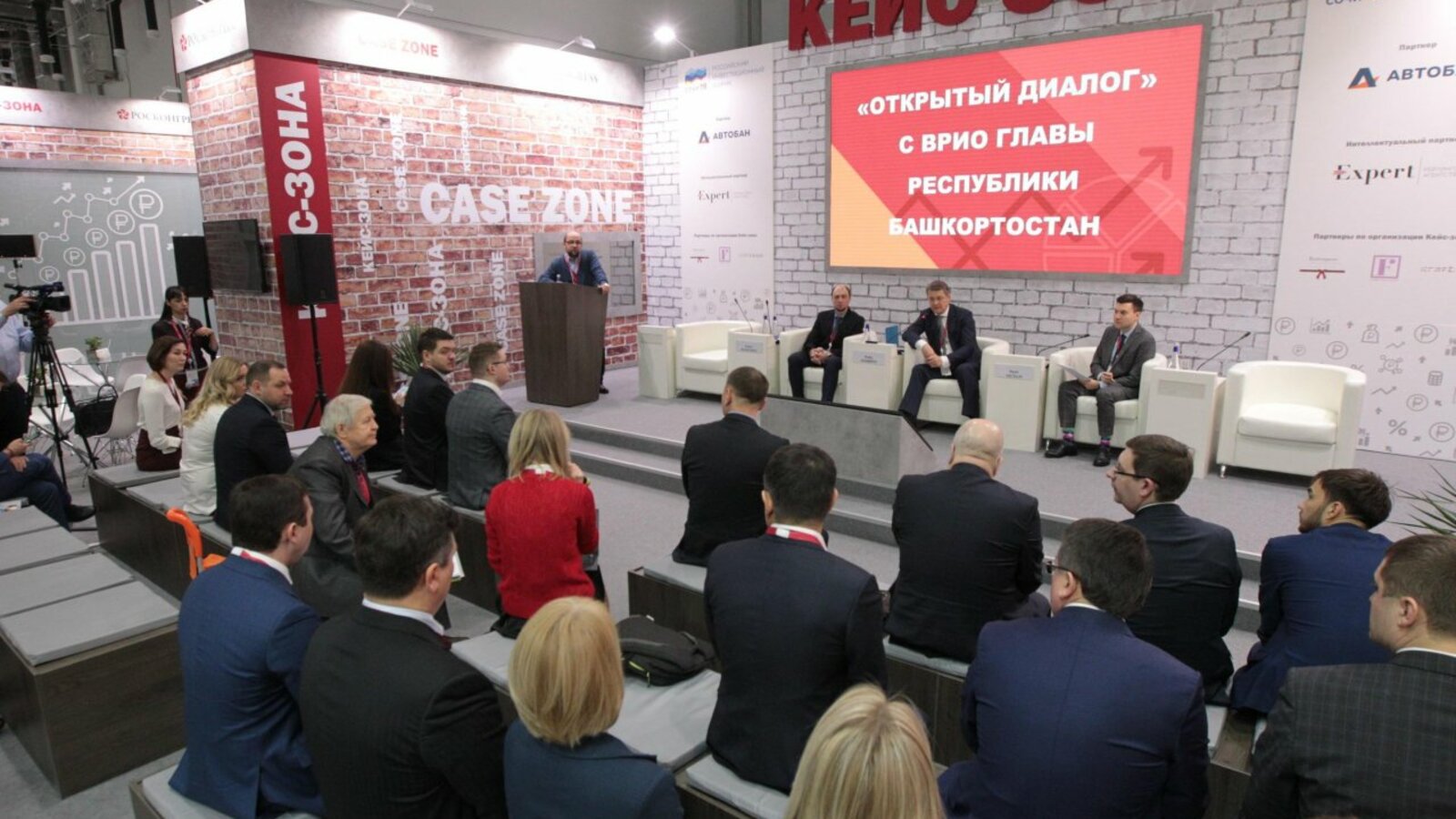 Олег Яровиков