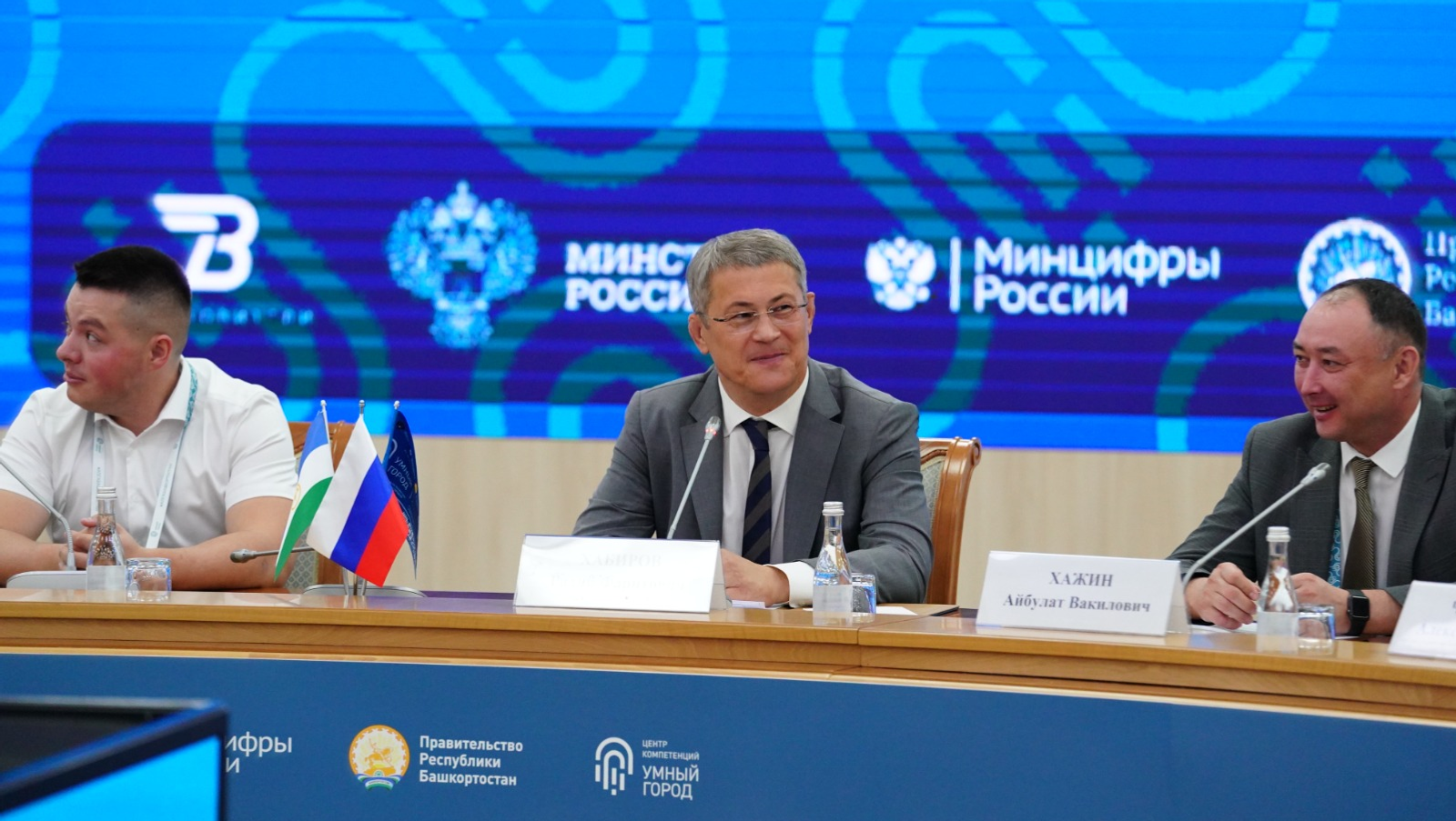 Олег Яровиков