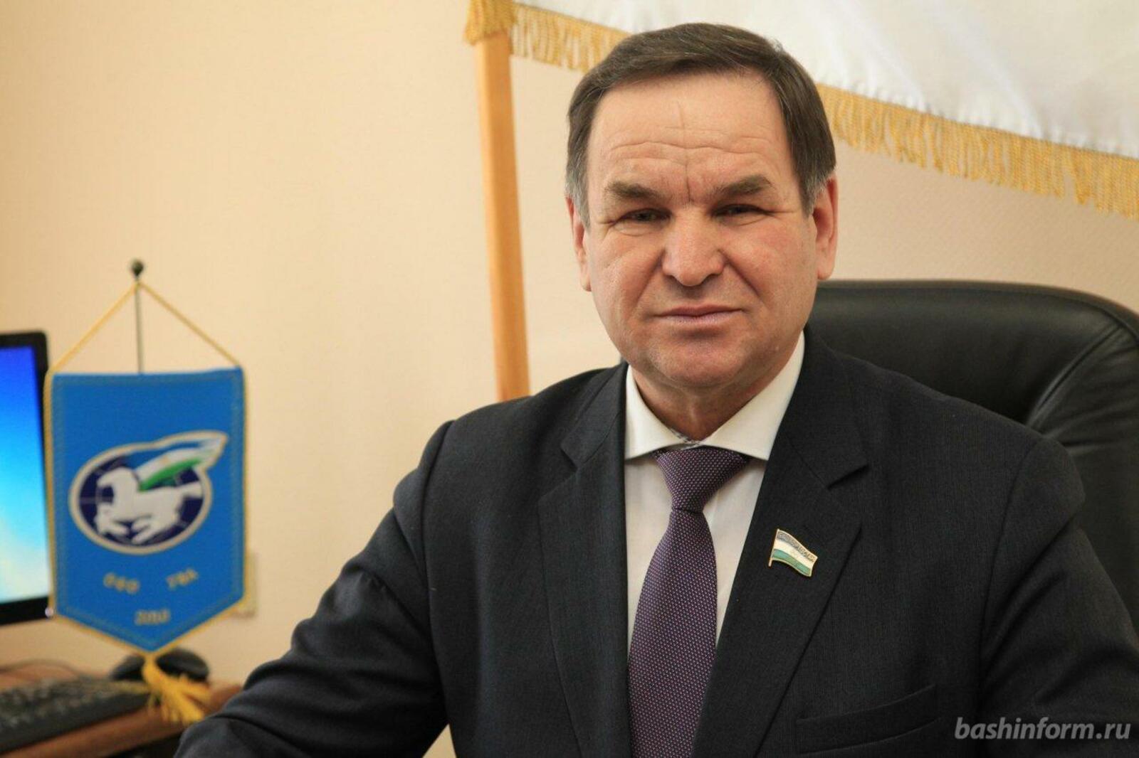 Олег Яровиков