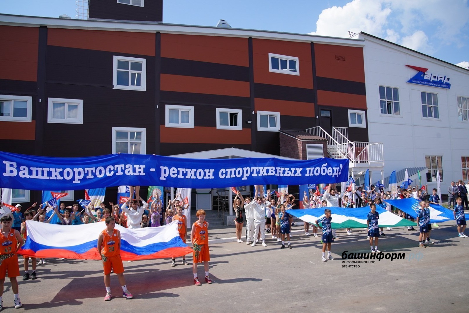 Олег Яровиков