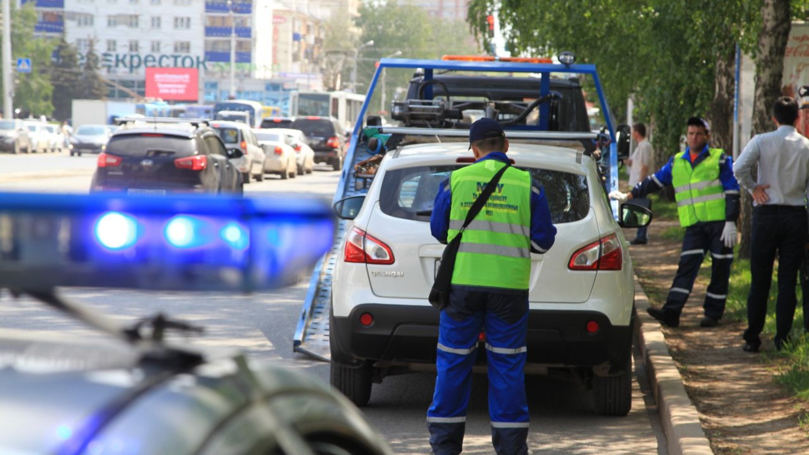 Олег Яровиков