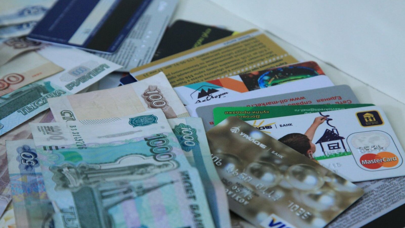 Олег Яровиков