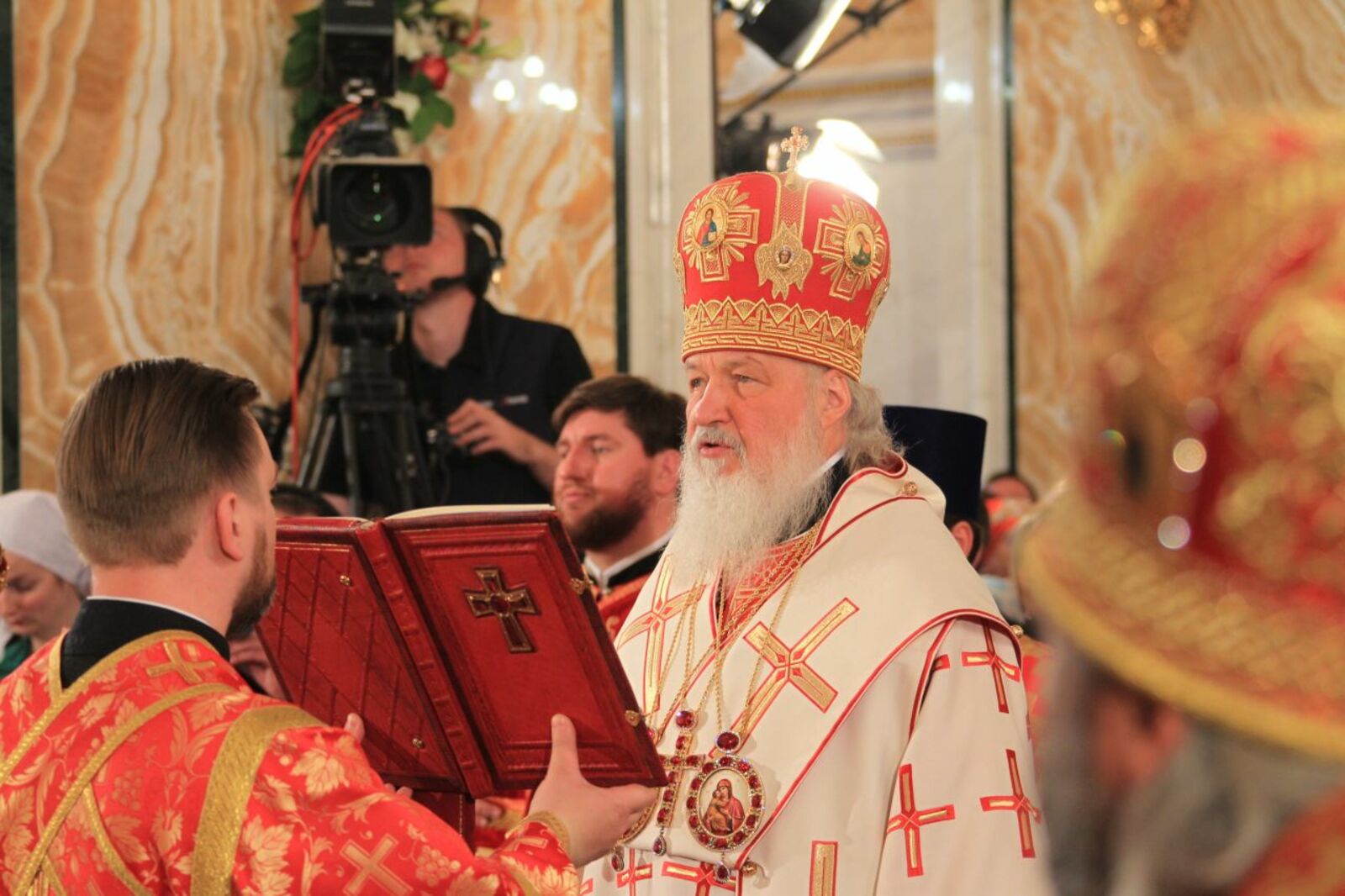 Олег Яровиков