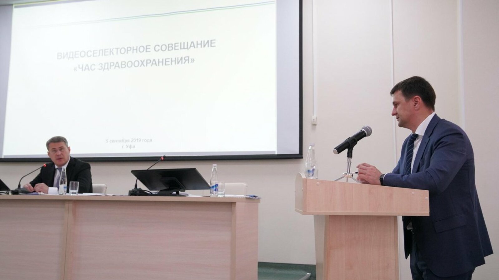 Олег Яровиков