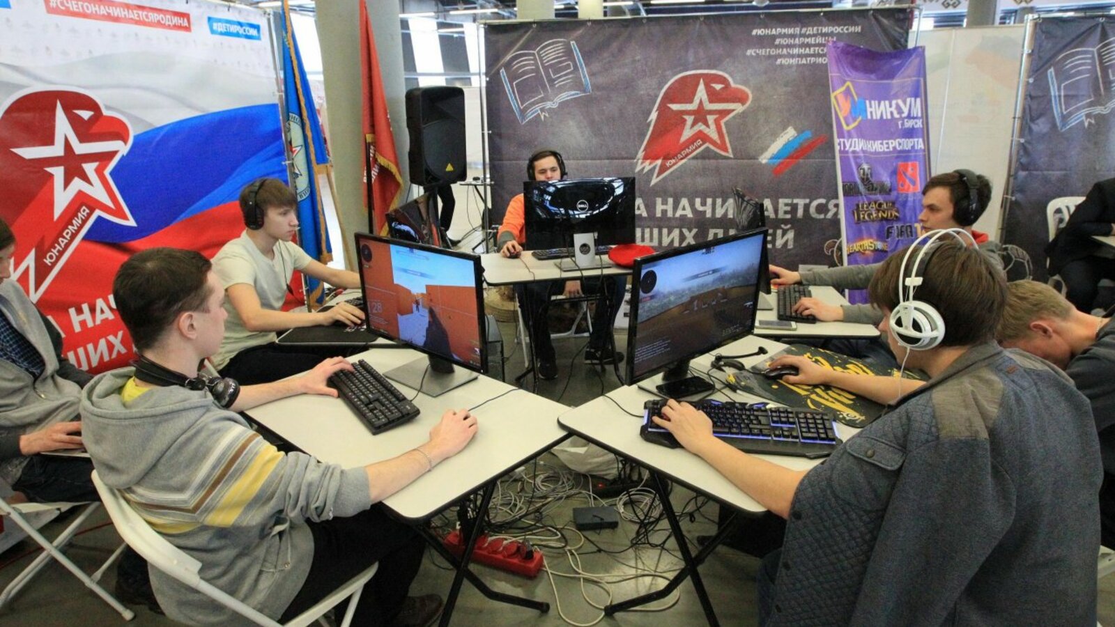 Олег Яровиков