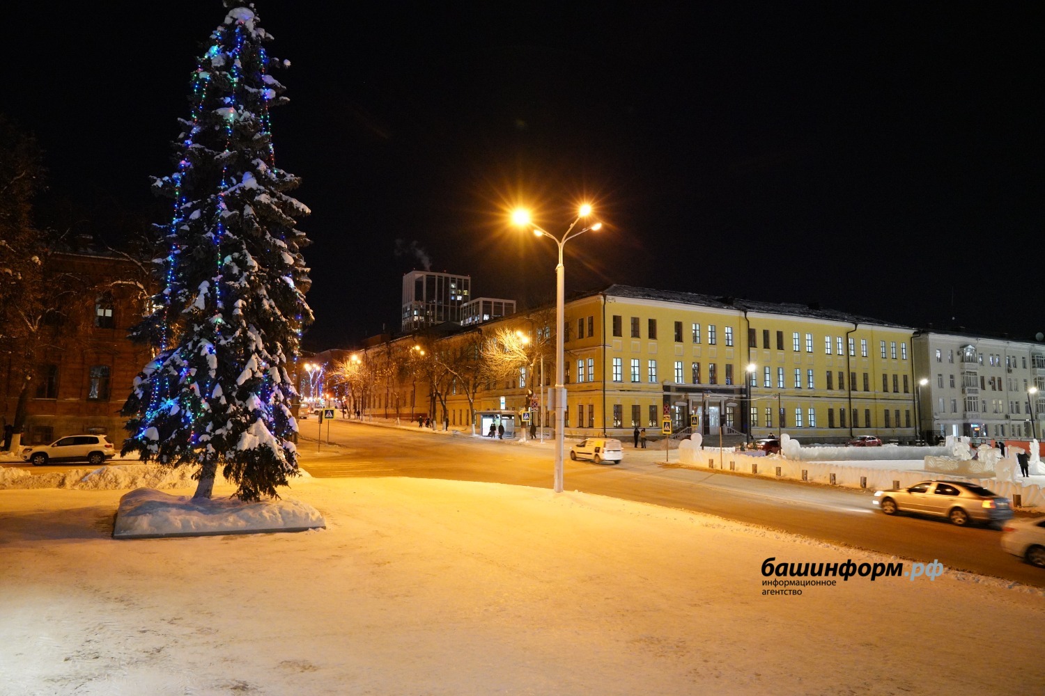Олег Яровиков