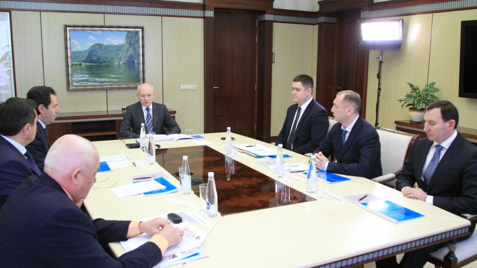 Олег Яровиков