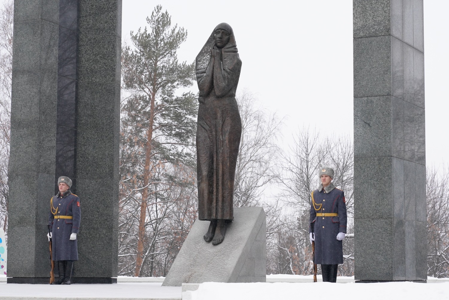 Олег Яровиков