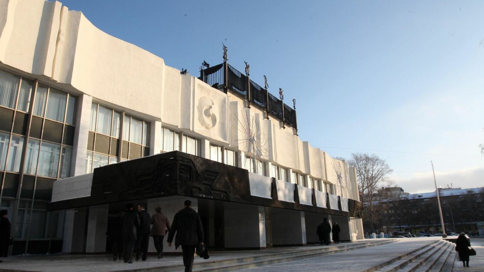 Олег Яровиков