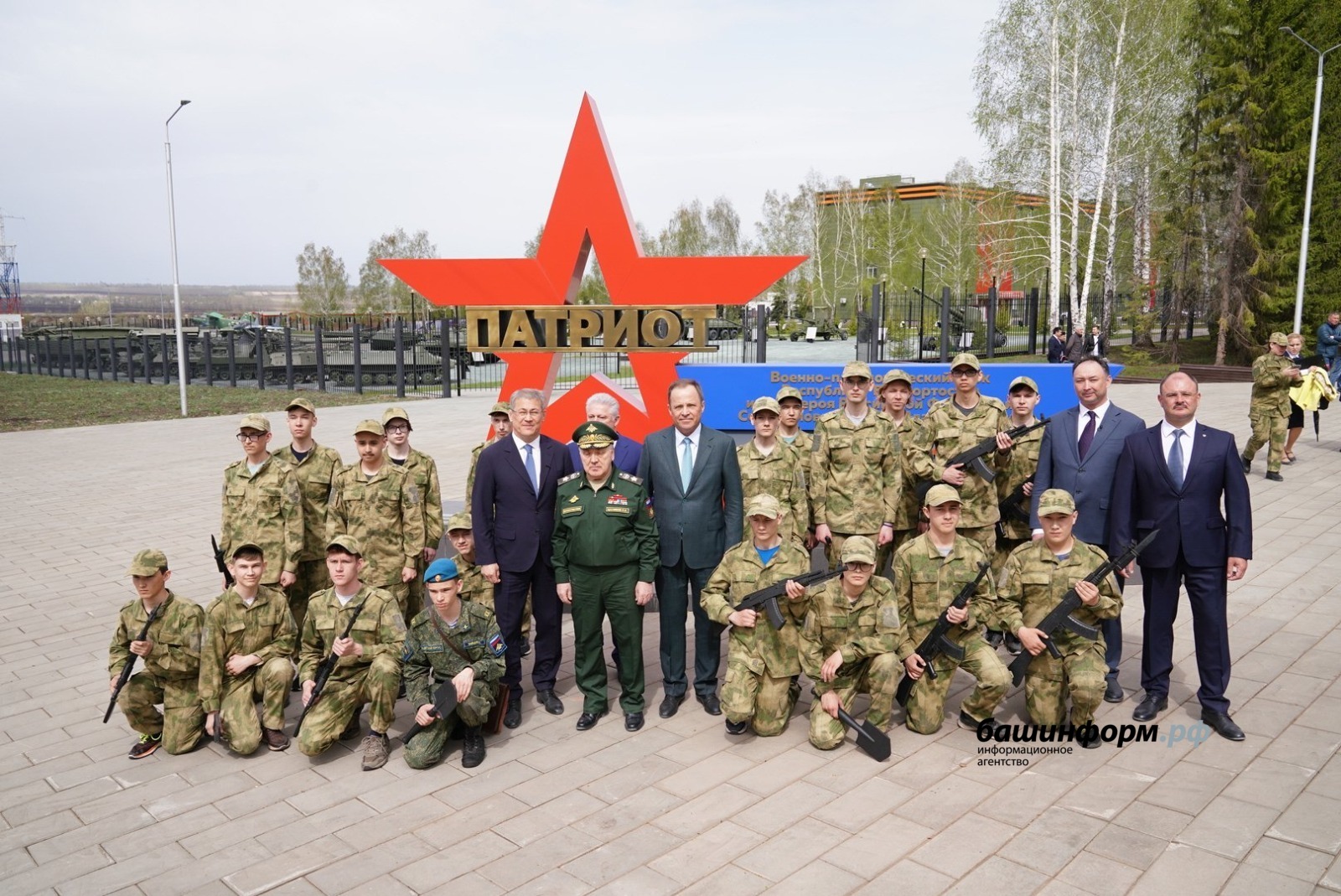 Олег Яовиков
