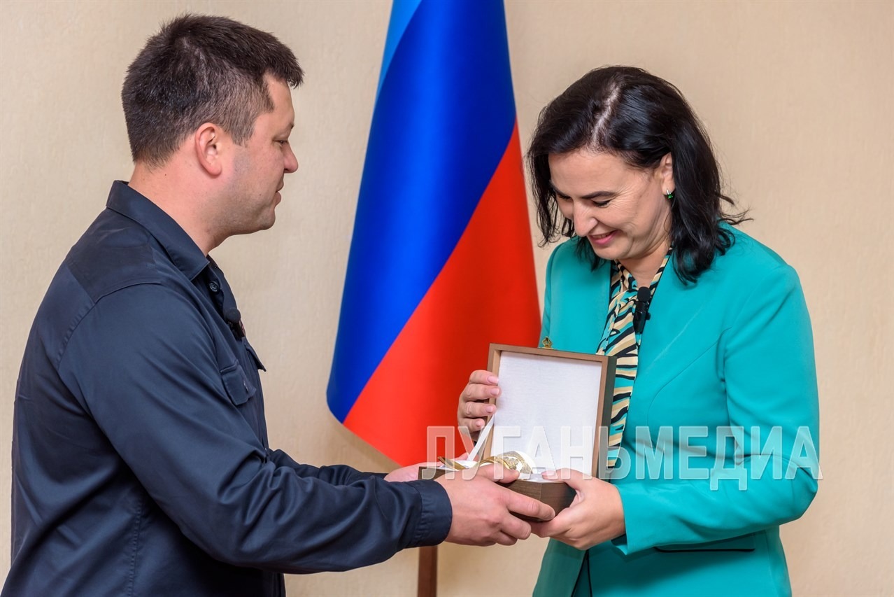 телеграм-канал правительства Луганской Народной Республики и телеканал Луганьмедиа