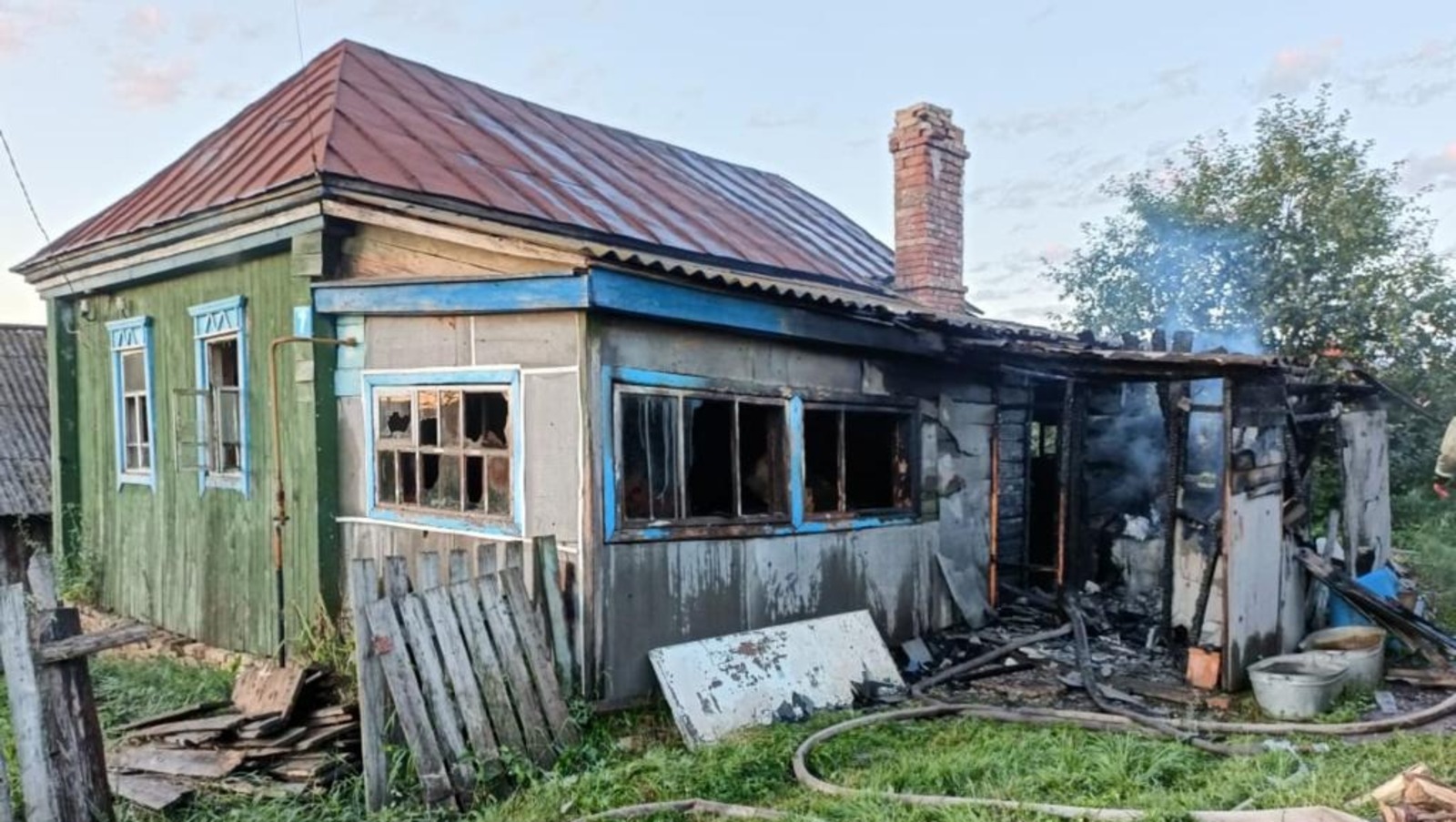В Башкирии мужчина жестоко расправился со спящей 81-летней соседкой и спалил ее дом