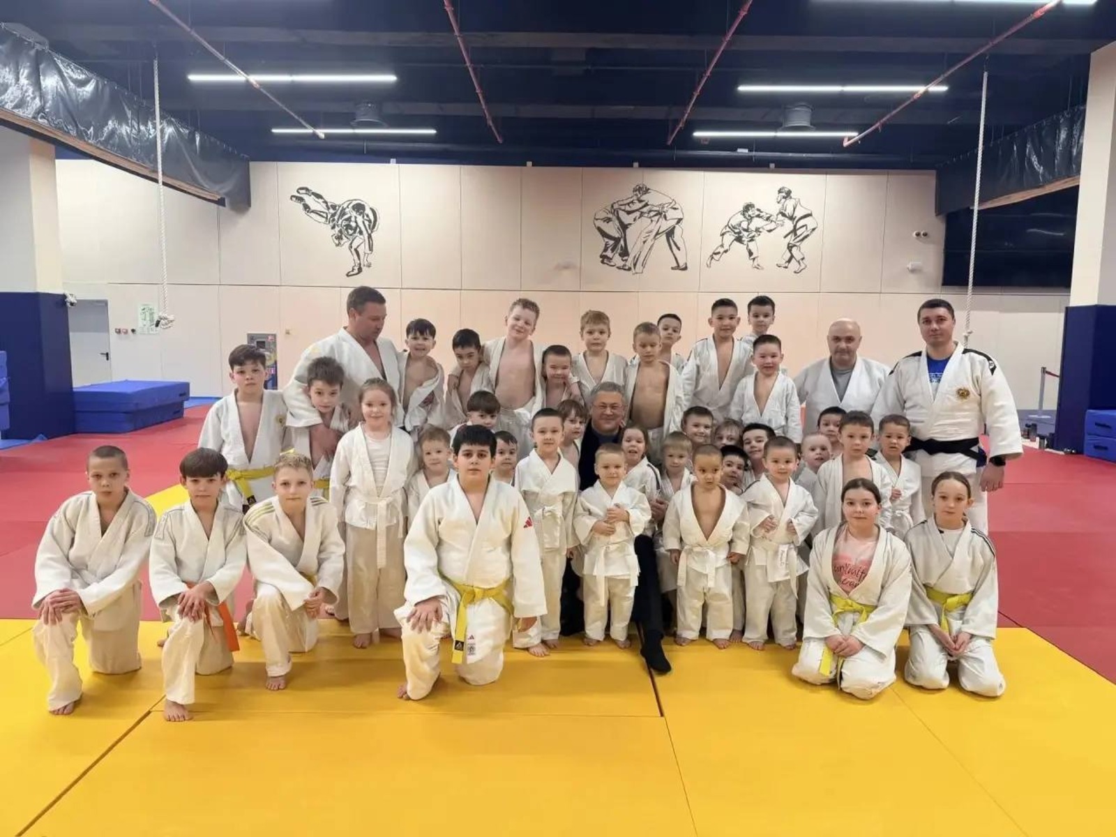 c личной страницы Радия Хабирова в соцсетях МАХ