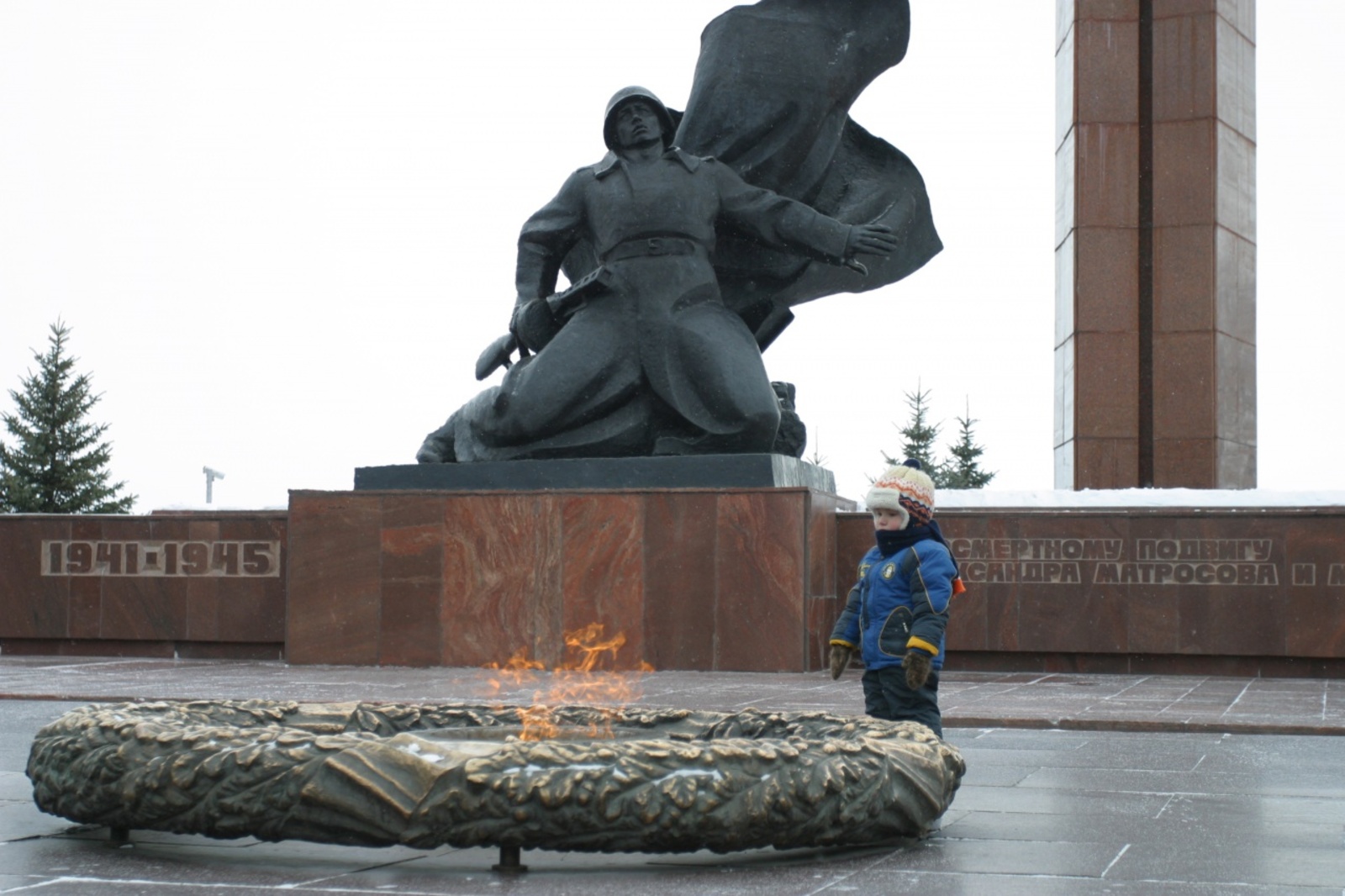 Олег Яровиков