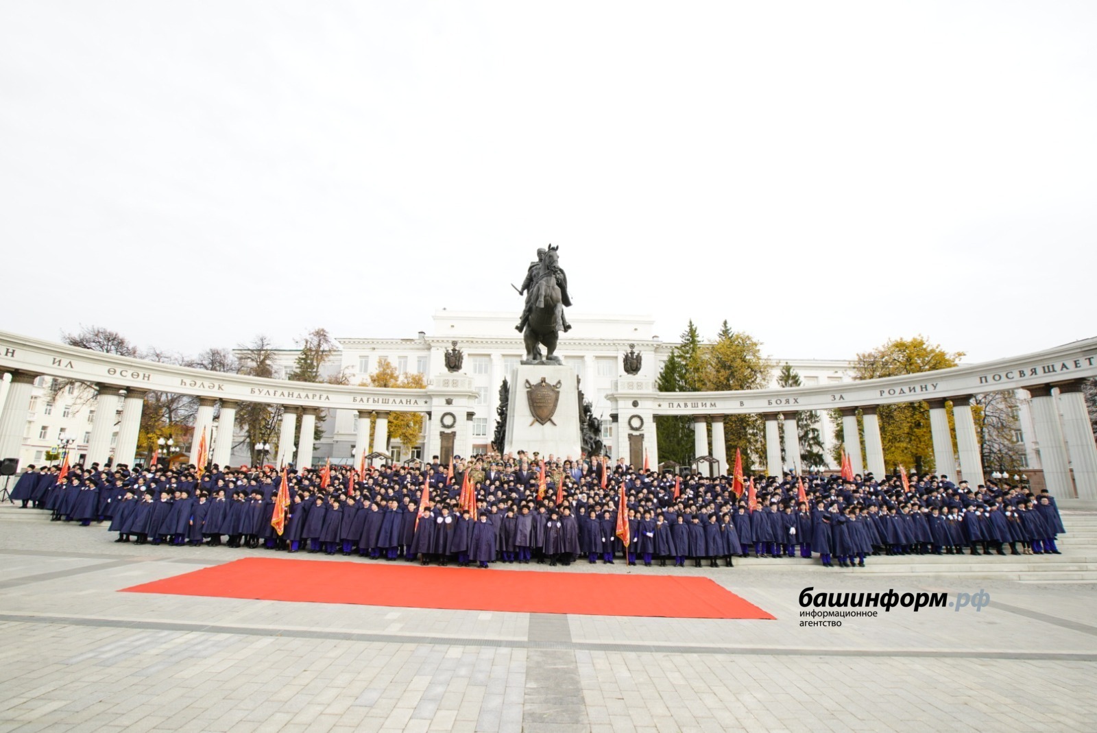 Олег Яровиков