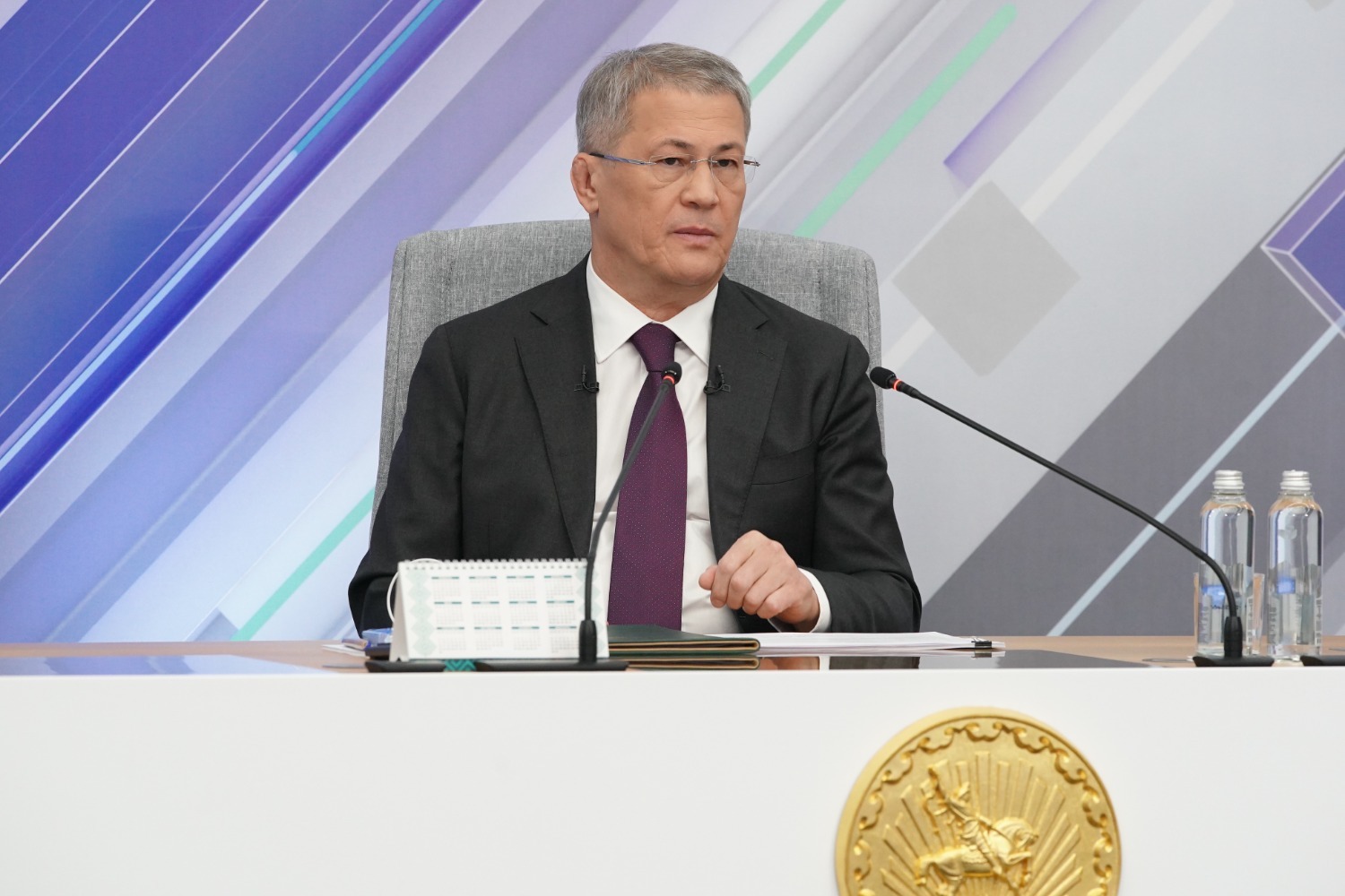 Олег Яровиков