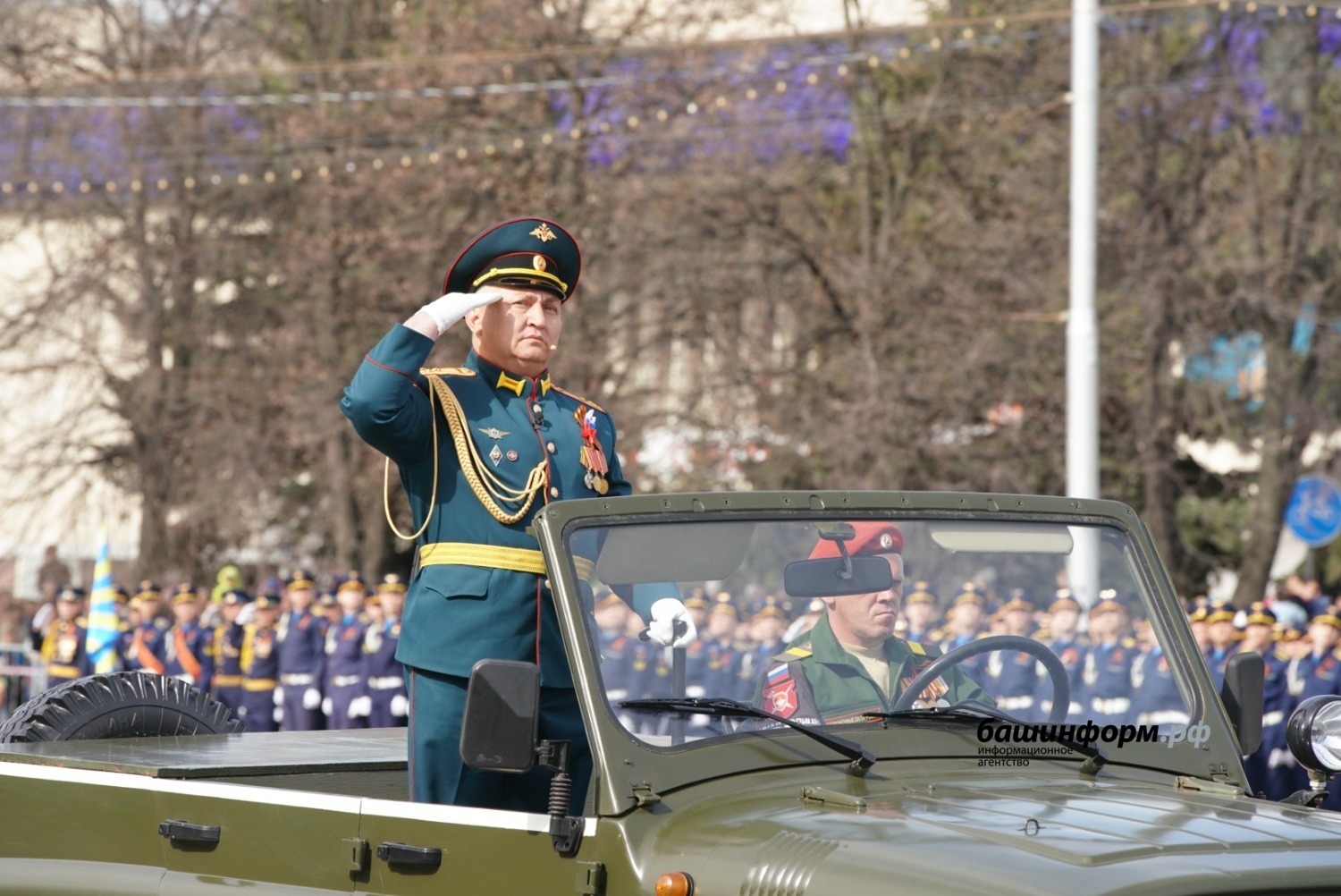 Олег Яровиков