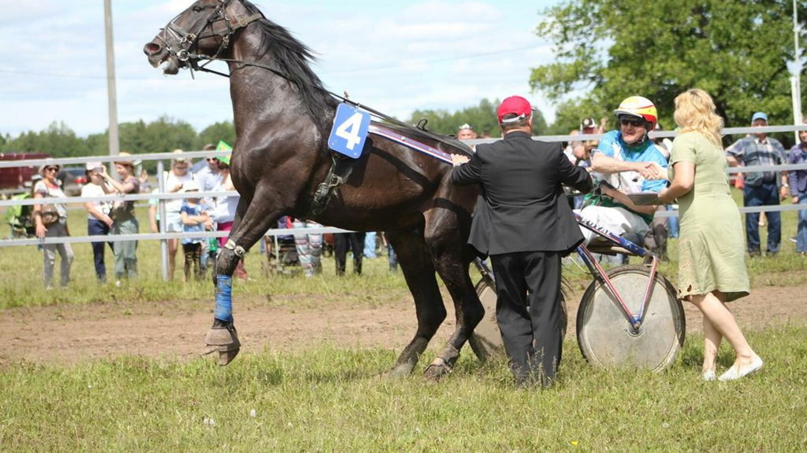 ипподром «Акбузат»