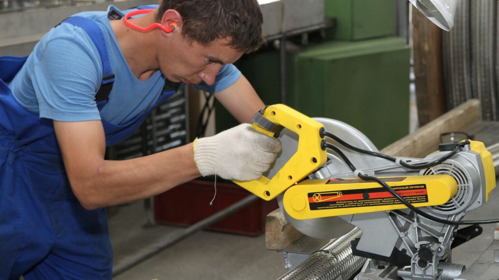 Олег Яровиков