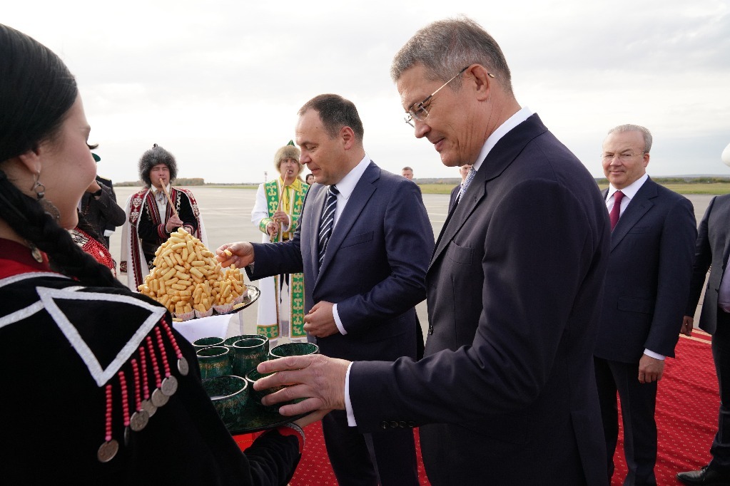 В Уфу приехал Премьер-министр Беларуси Роман Головченко
