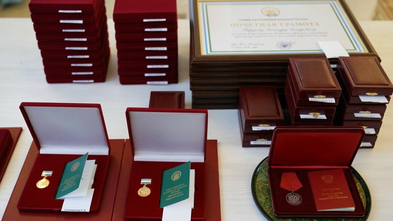 Олег Яровиков