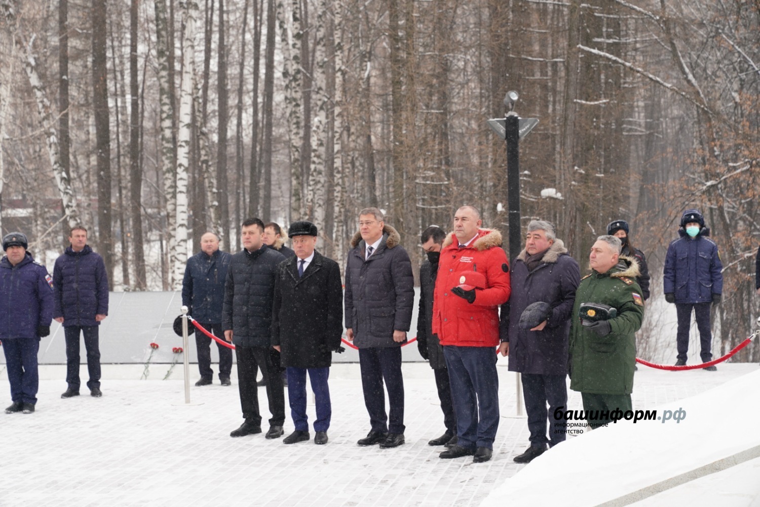 Олег Яровиков