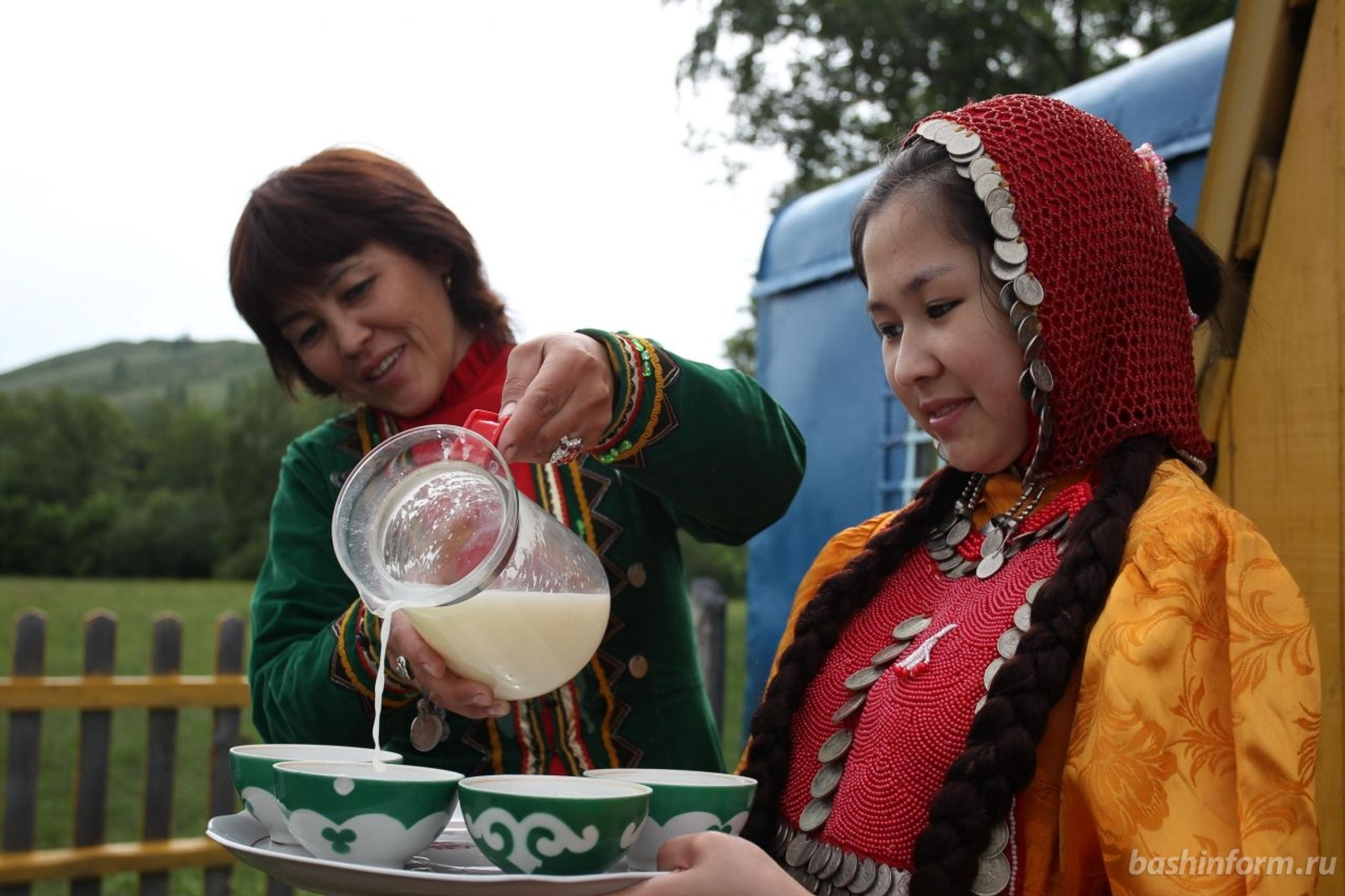 Олег Яровиков