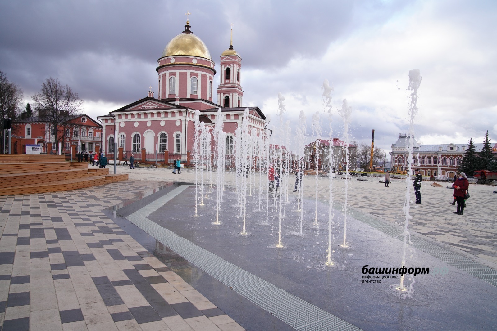Олег Яровиков