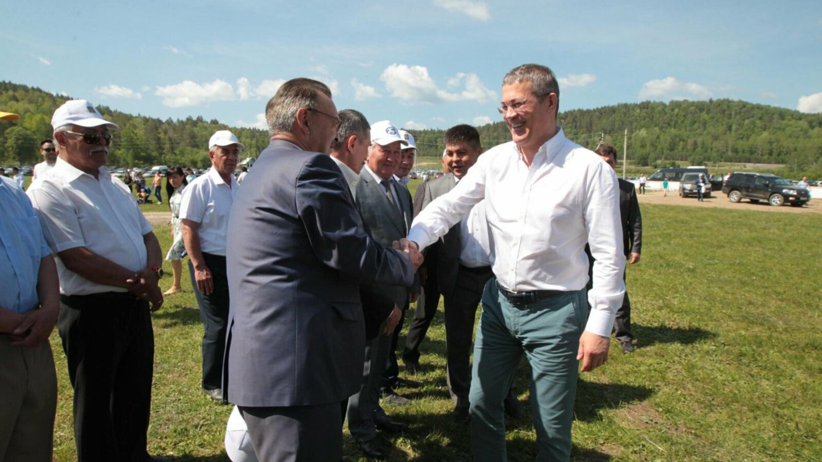 Олег Яровиков