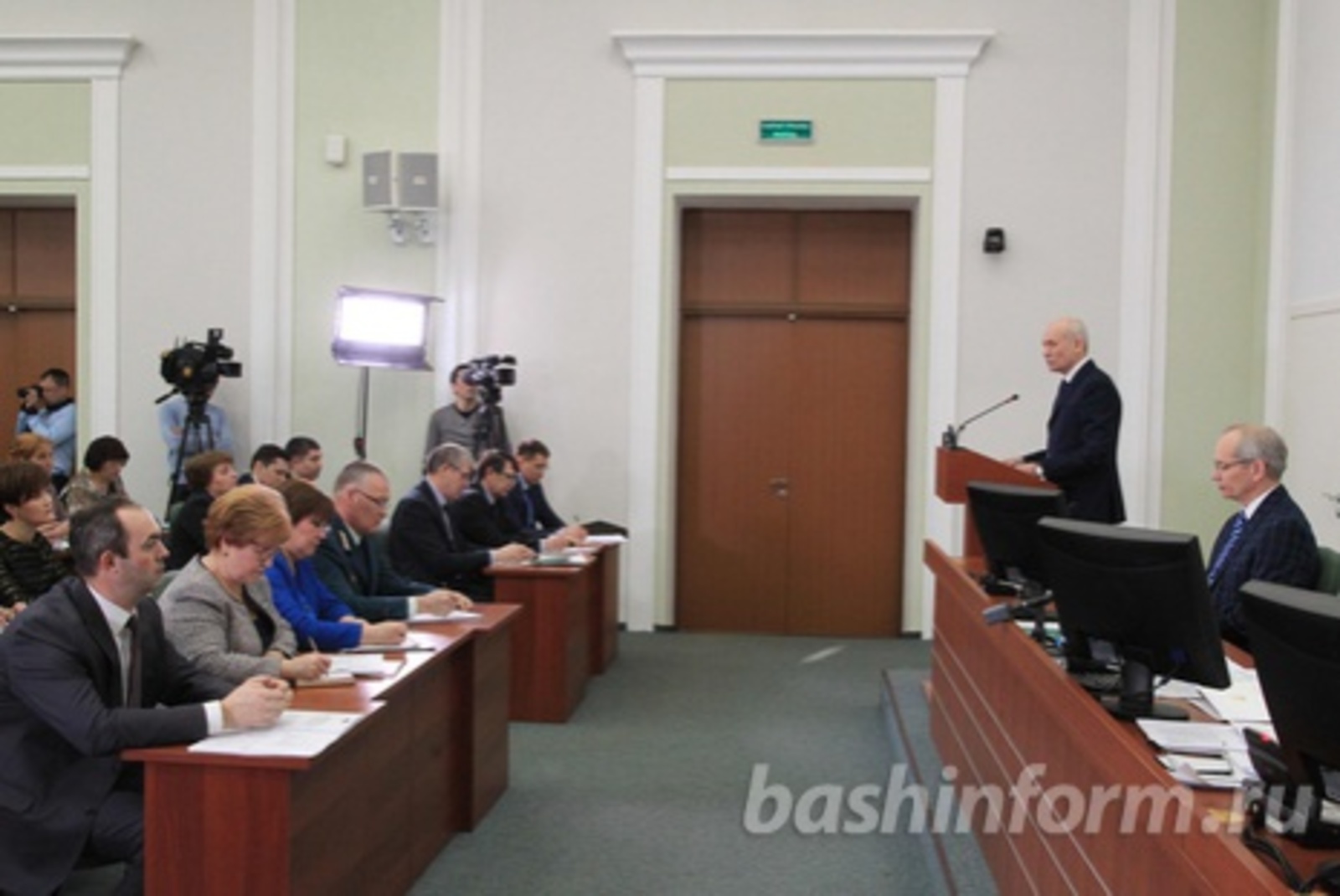 Олег Яровиков