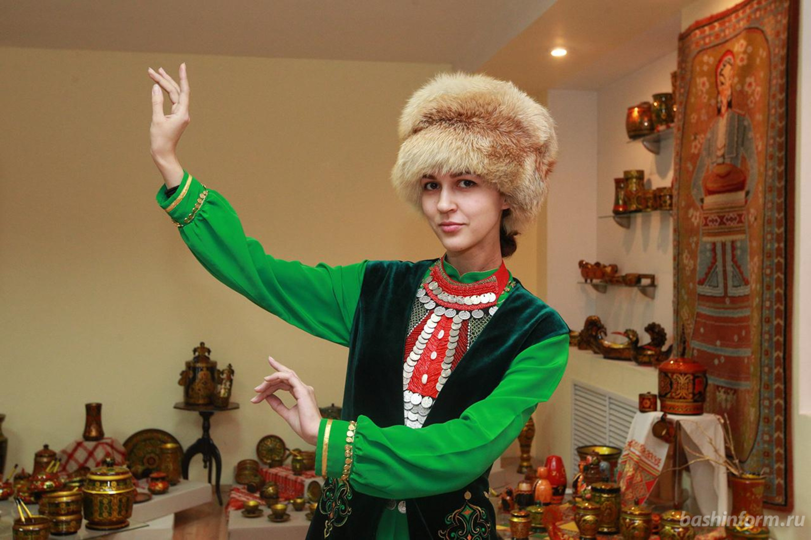 Олег Яровиков