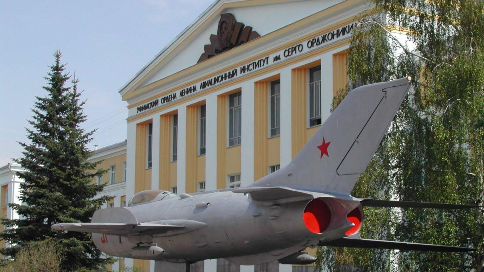 Олег Яровиков