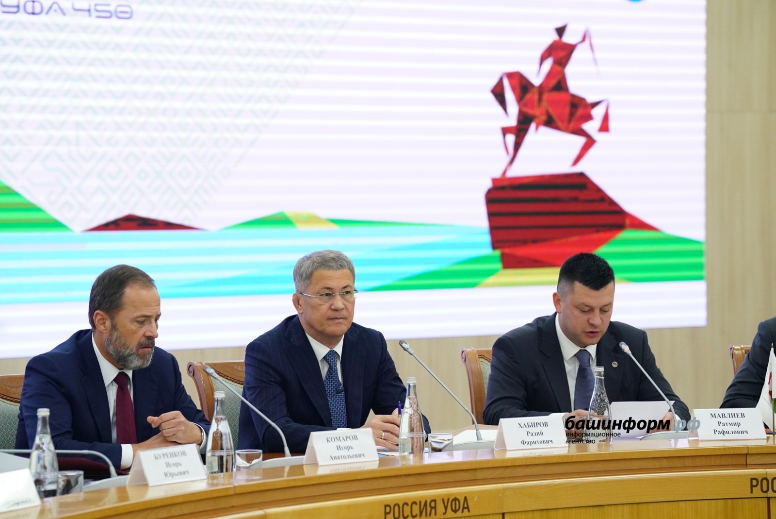 Олег Яровиков