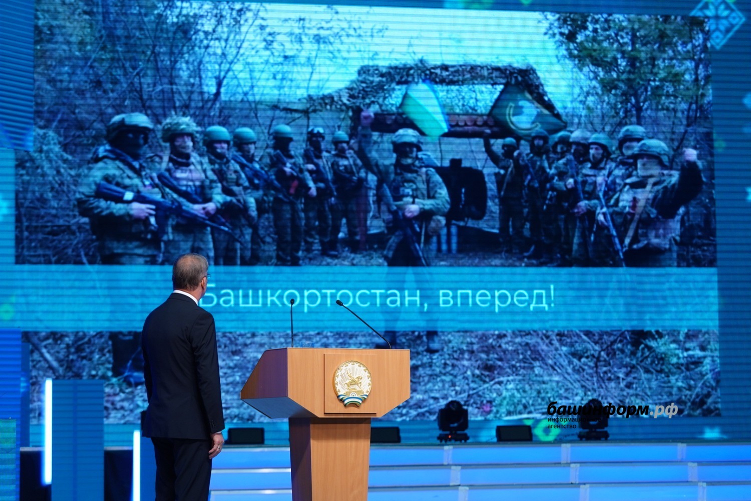 Олег Яровиков