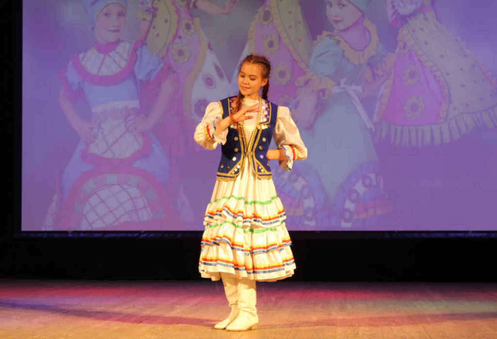 Гран-при с танцем «Бишбармак» завоевала Аида Вахитова.