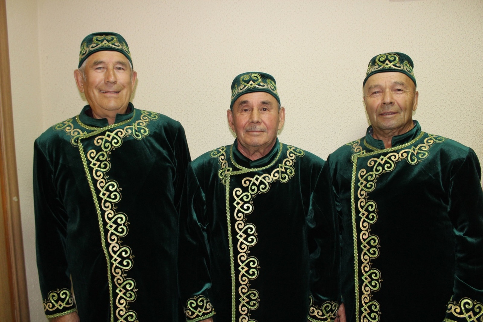 Три поющих "парня" из Салаватского района