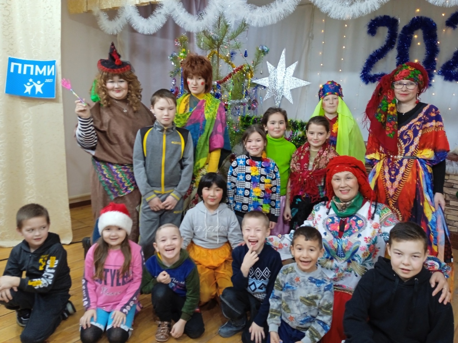 В селе Новоаптиково детям рассказали о рождественских праздниках