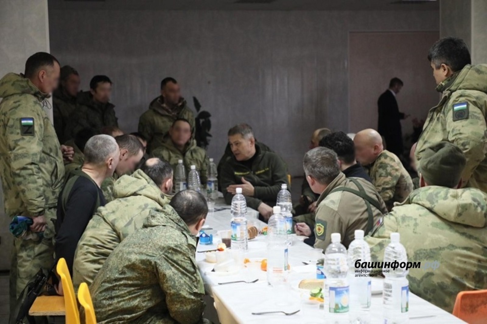 Эксперты оценили лидерские качества главы Башкирии, побывавшего в Донбассе