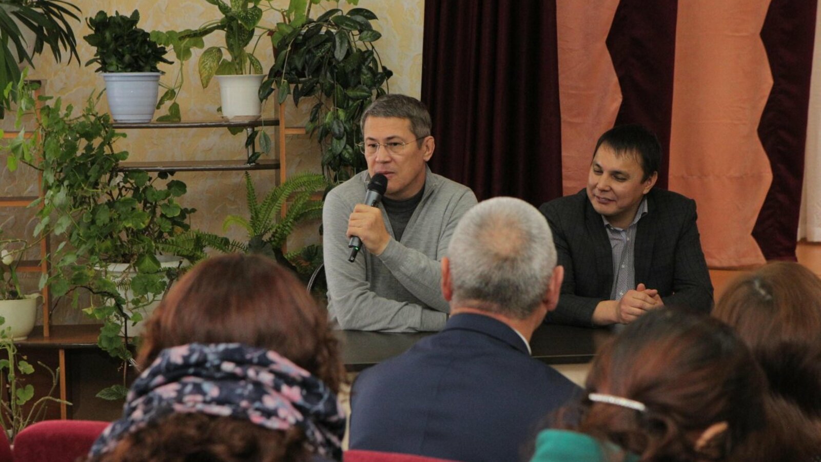 Олег Яровиков